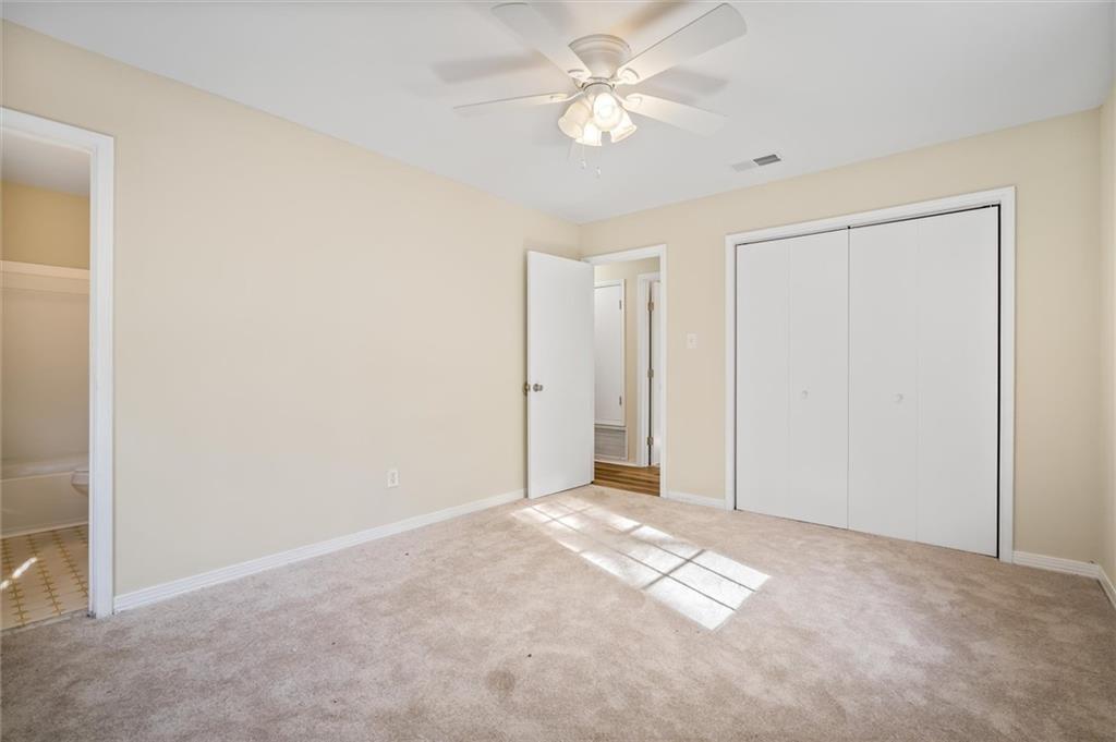 7061 Lee Circle W
