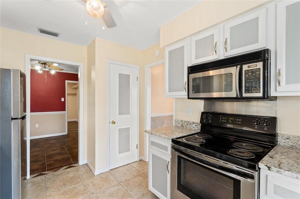 7871 Country Drive