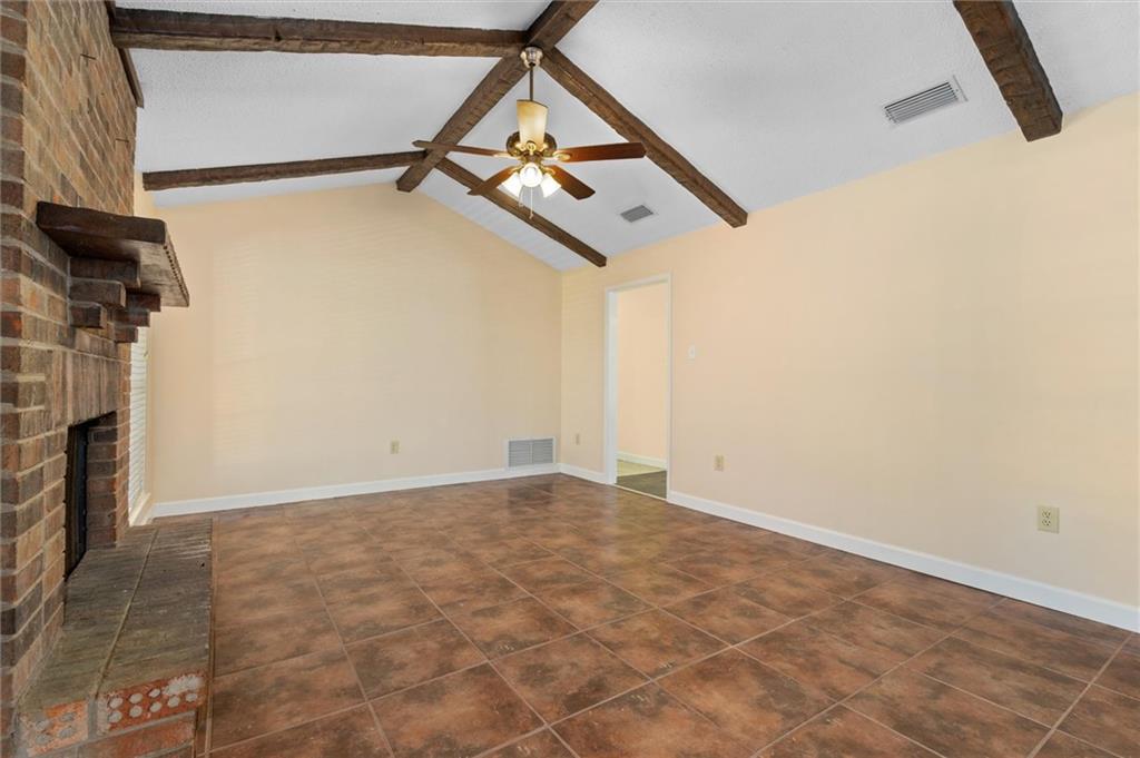 7871 Country Drive