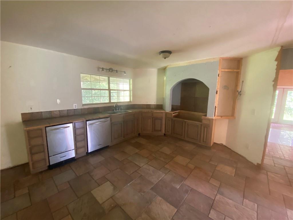 11250 Potter Tract Road