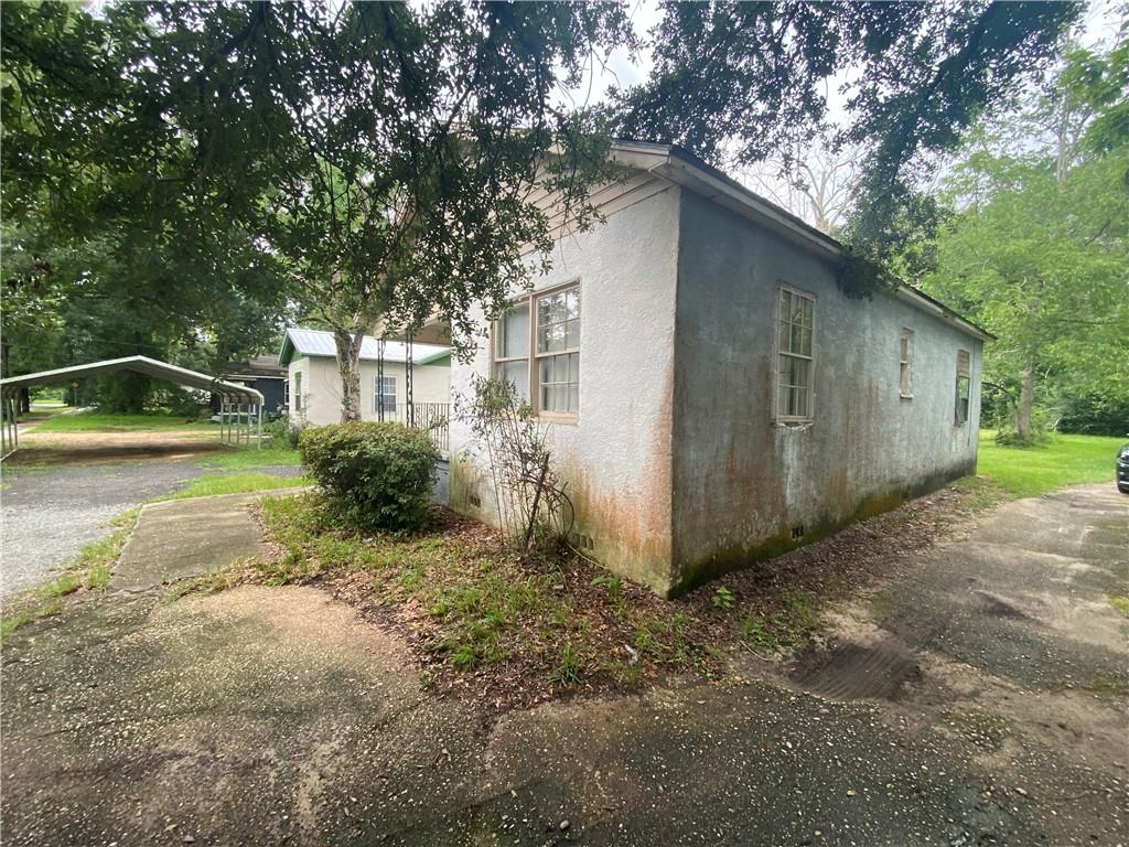 123 Anderson Avenue N