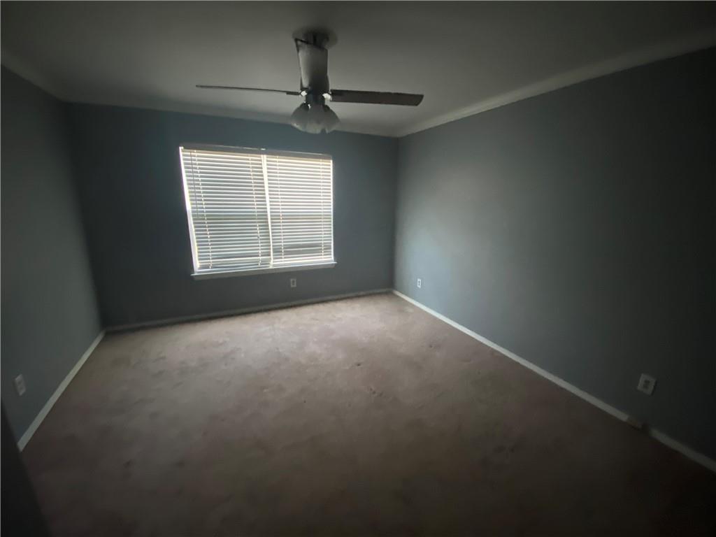 5689 Vista Bonita Drive S