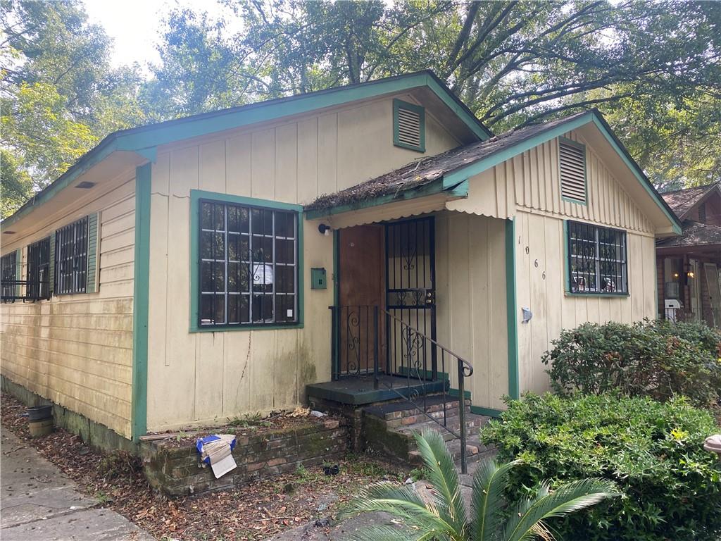 1066 Lubel Avenue
