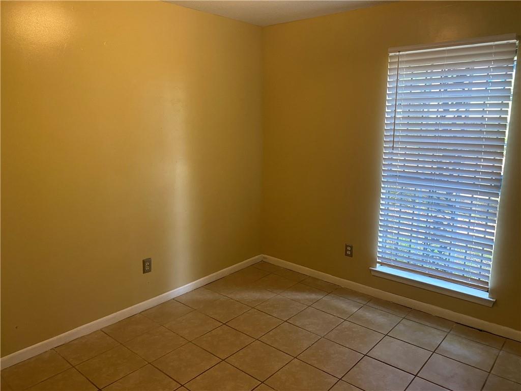 1124 Orangeburg Drive W