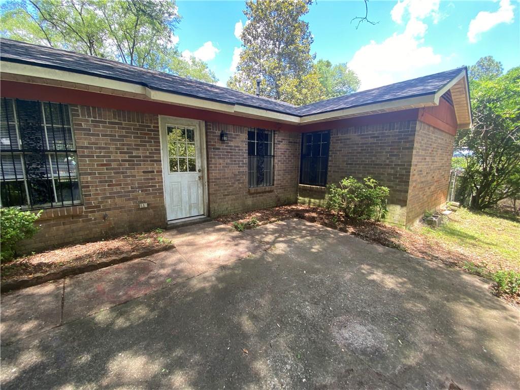 1124 Orangeburg Drive W