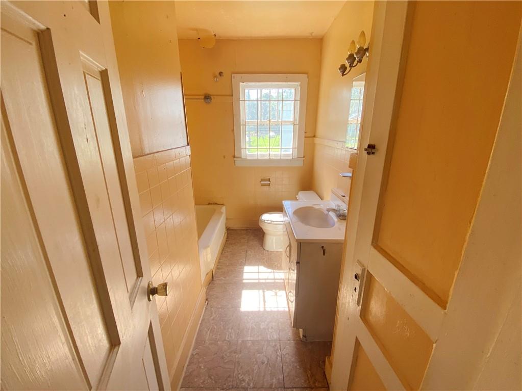 402 Glendale Place