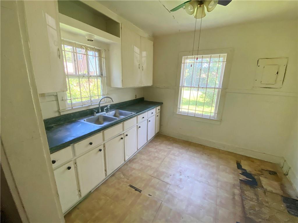 402 Glendale Place