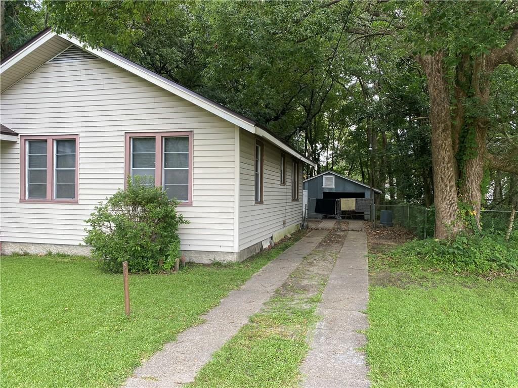 669 Ruth Street