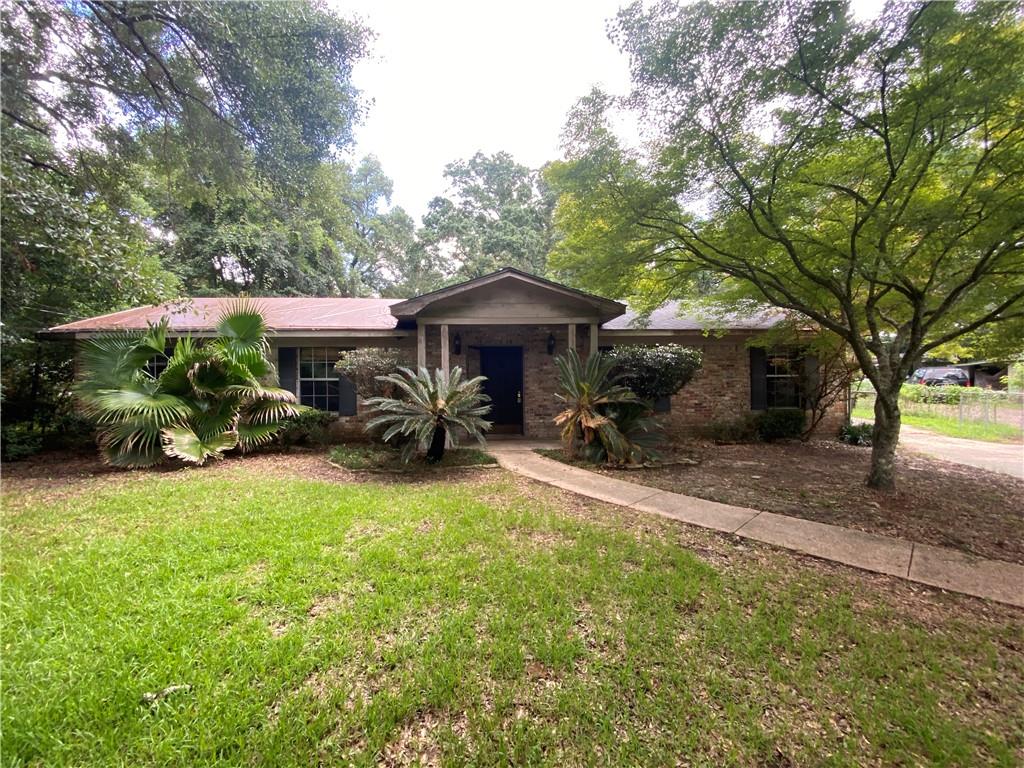 2201 E Vaughan Drive