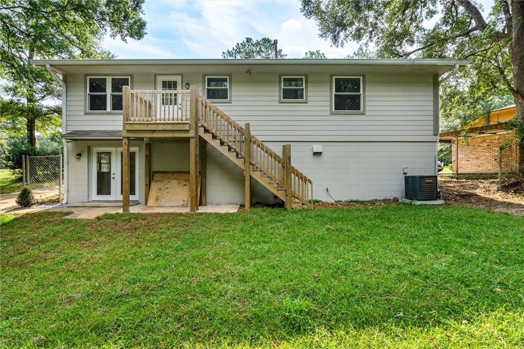 1117 Greenway Drive W
