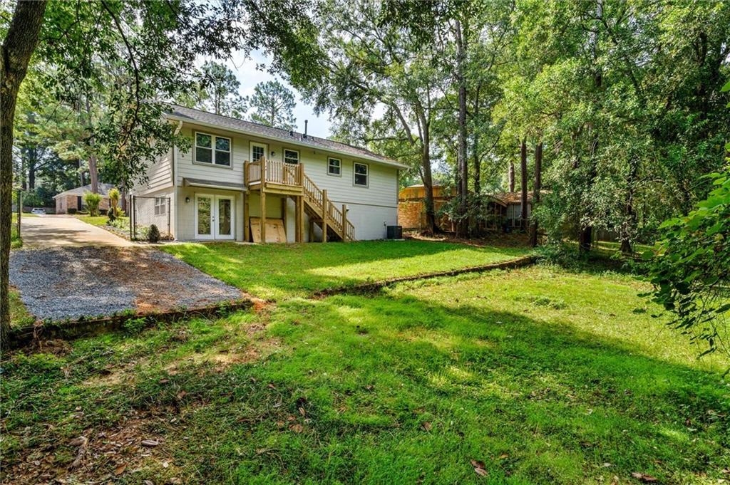 1117 Greenway Drive W