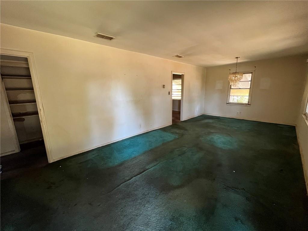 563 Oak Drive Court
