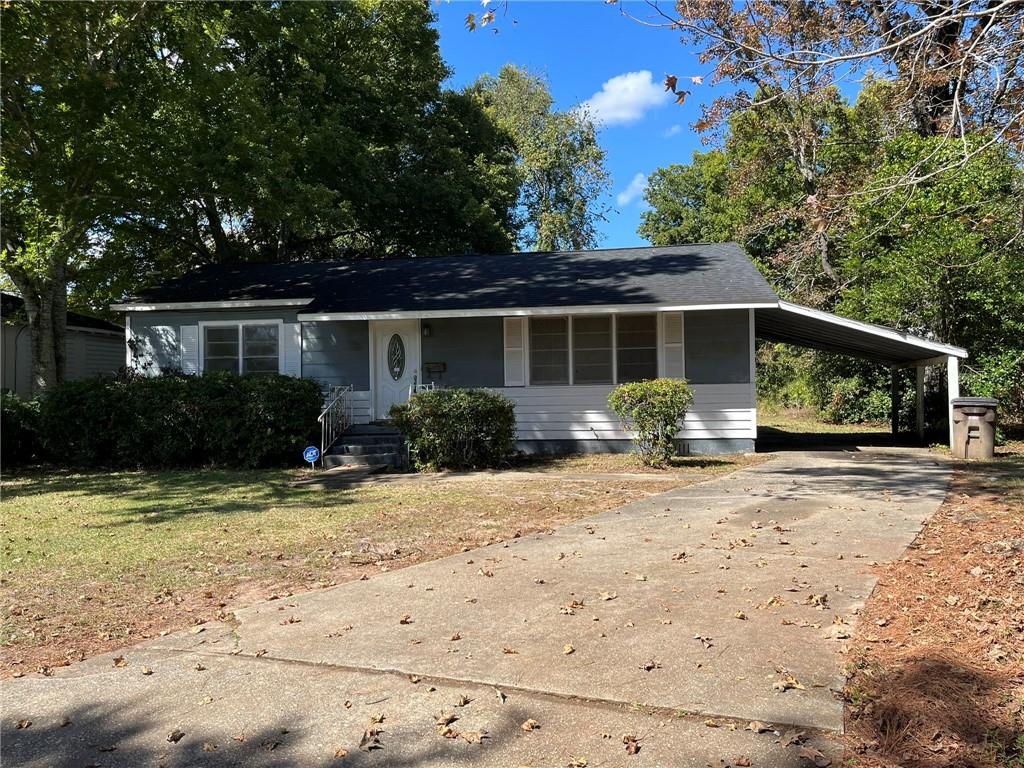 563 Oak Drive Court