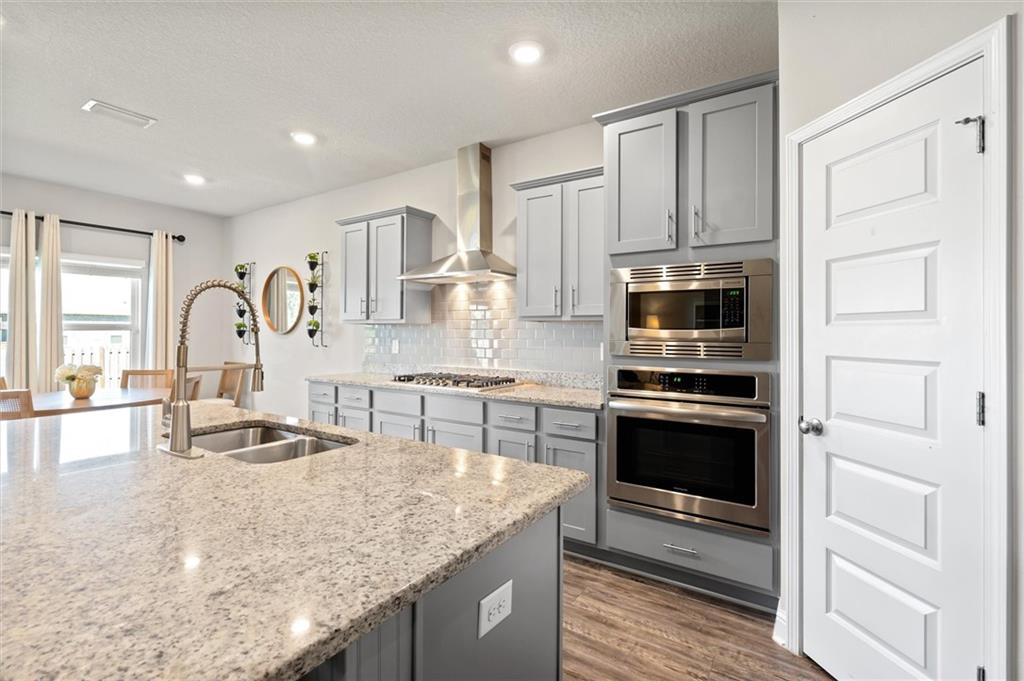 12899 Sanderling Loop