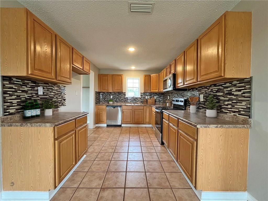 9240 Gulley Way E, St. Elmo