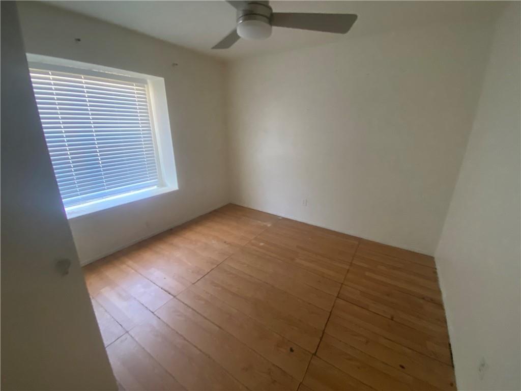 1872 Summer Place Drive E