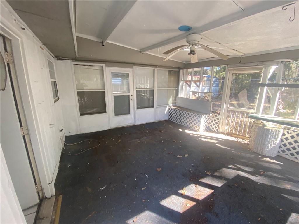 1872 Summer Place Drive E