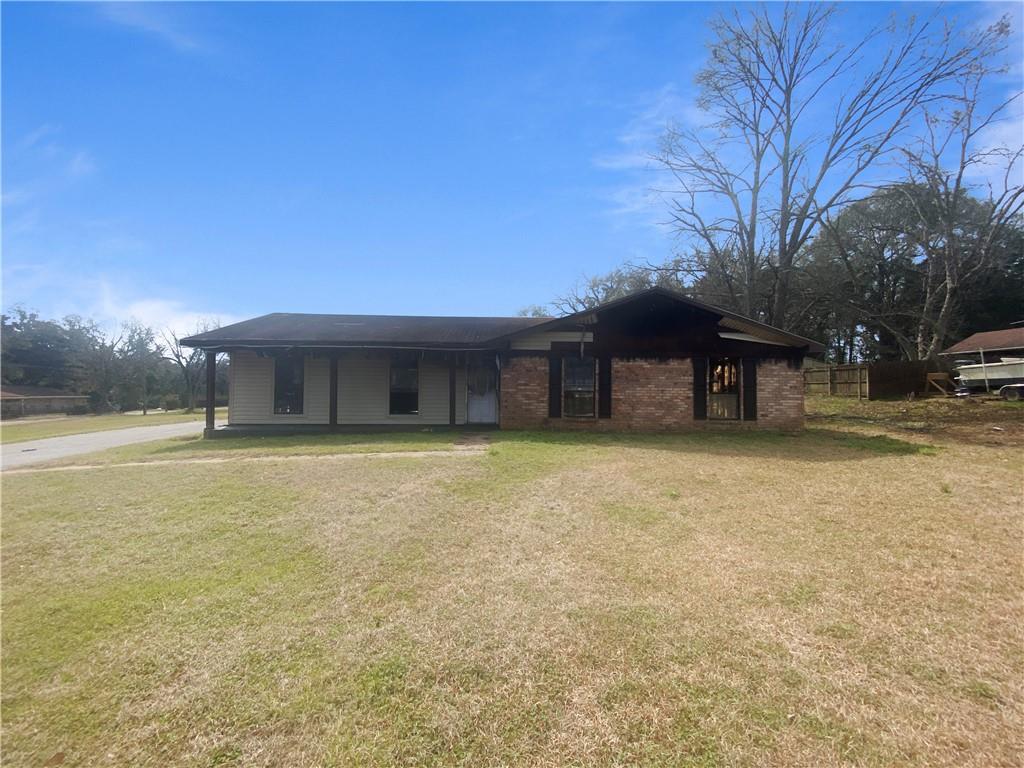 8009 Grand Oaks Drive