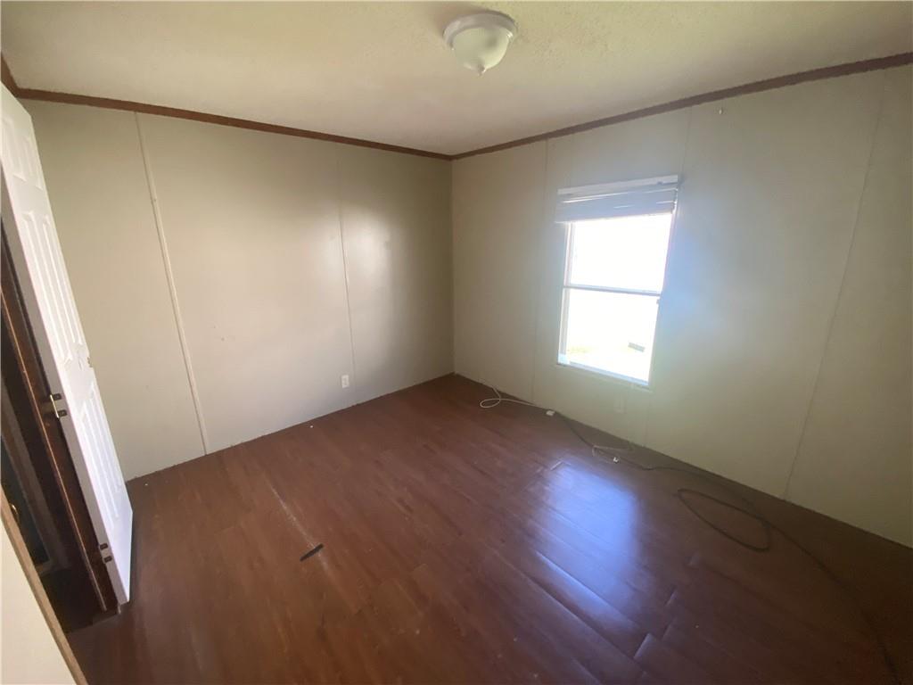 1501 Lois Drive