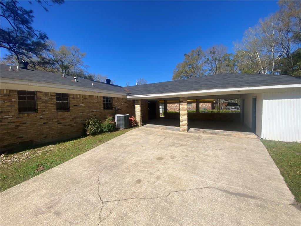 2902 Truett Avenue
