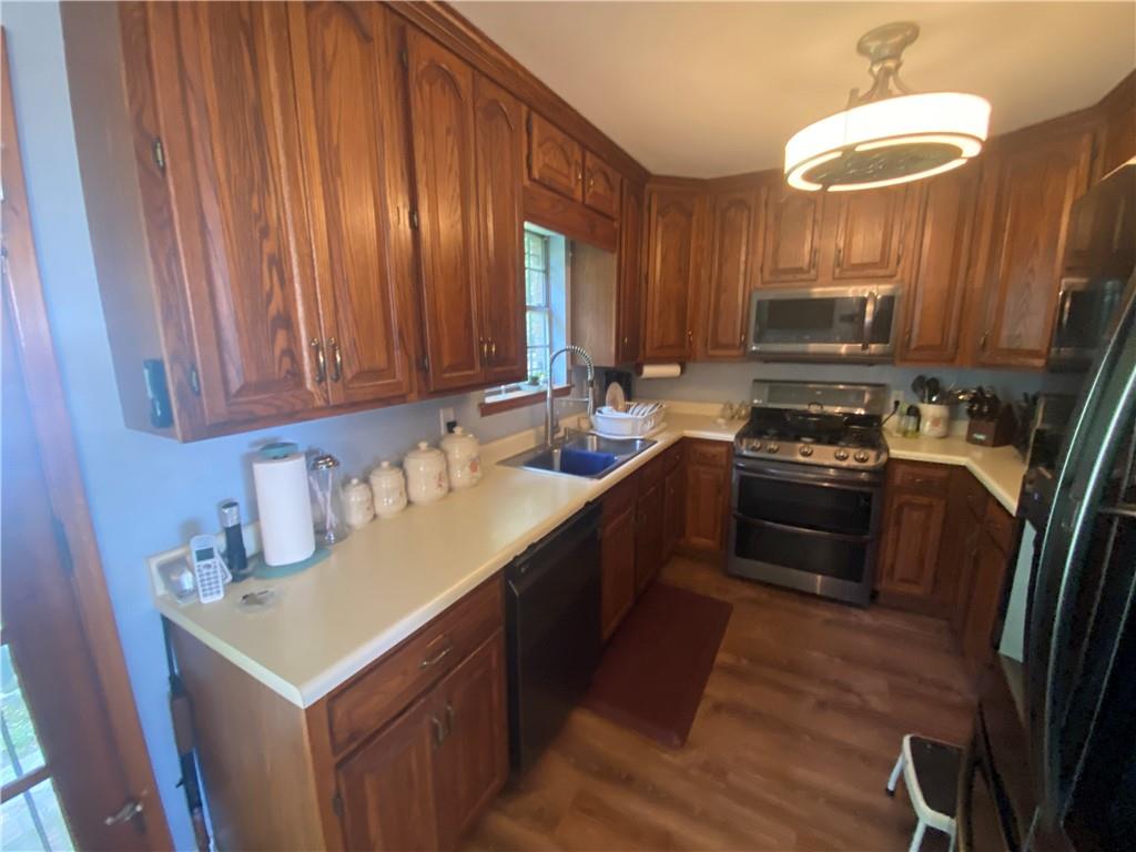 3470 Bay Front Road
