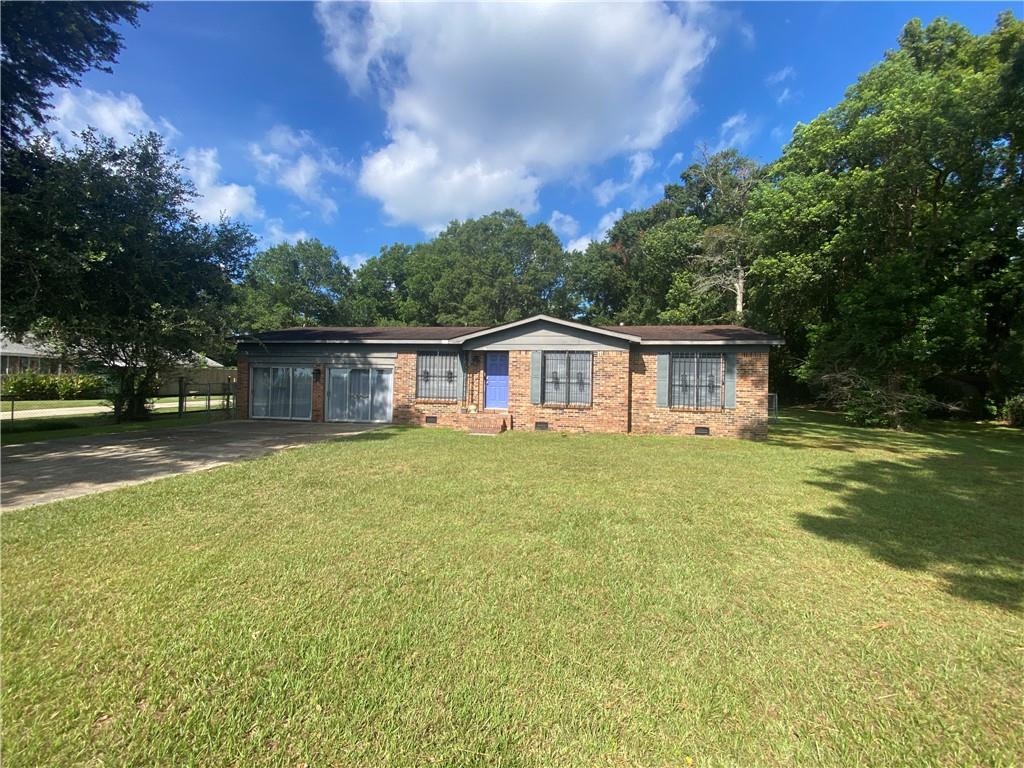 3470 Bay Front Road