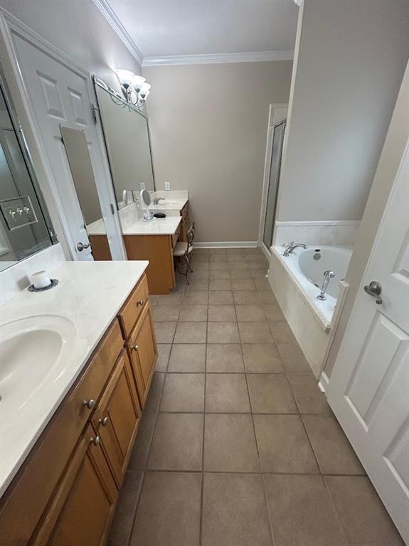 2070 Autumn Leaf Drive W, Mobile