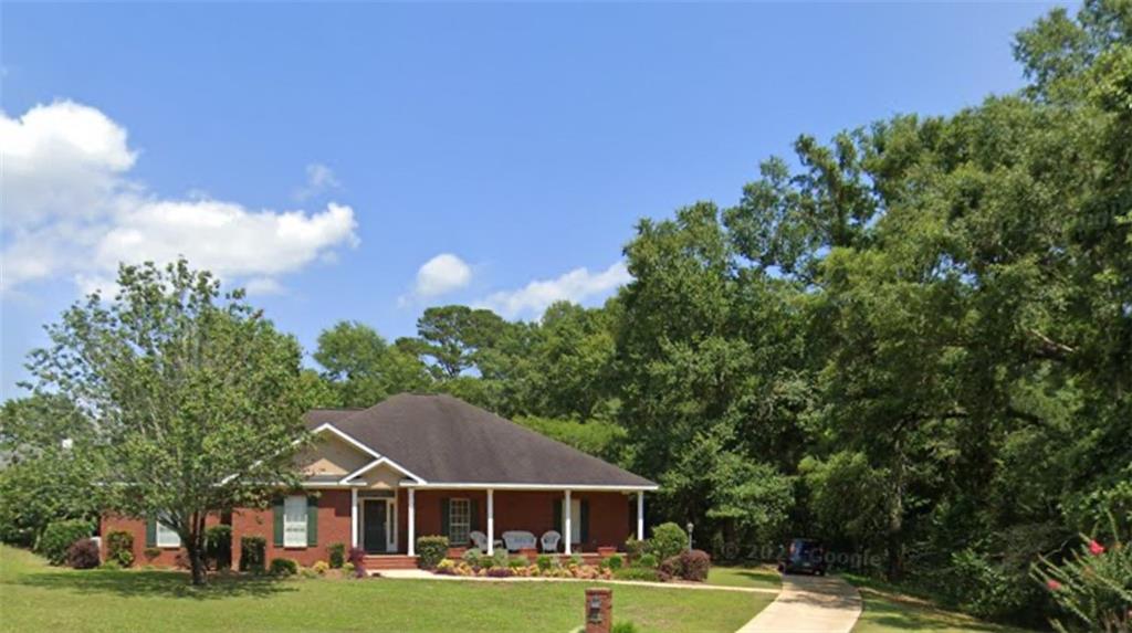 2070 Autumn Leaf Drive W, Mobile