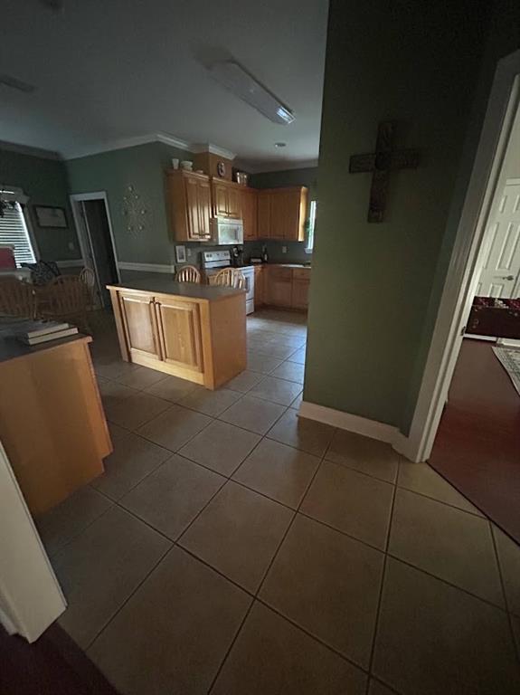 2070 Autumn Leaf Drive W, Mobile