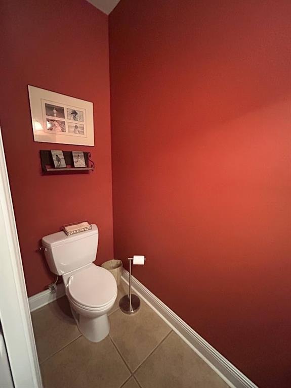 2070 Autumn Leaf Drive W, Mobile