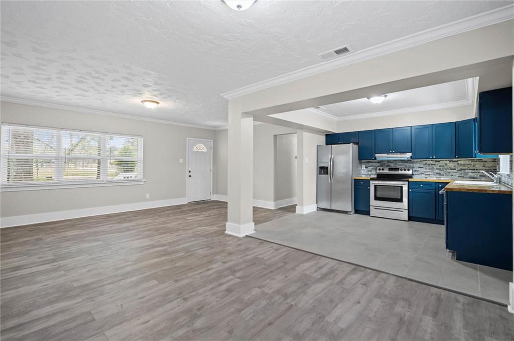 12700 Longview Drive