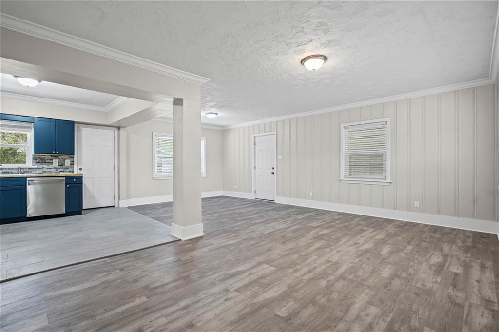 12700 Longview Drive