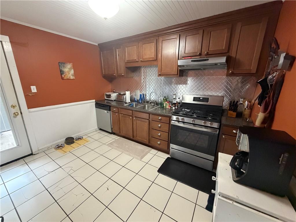 3316 Anson Court