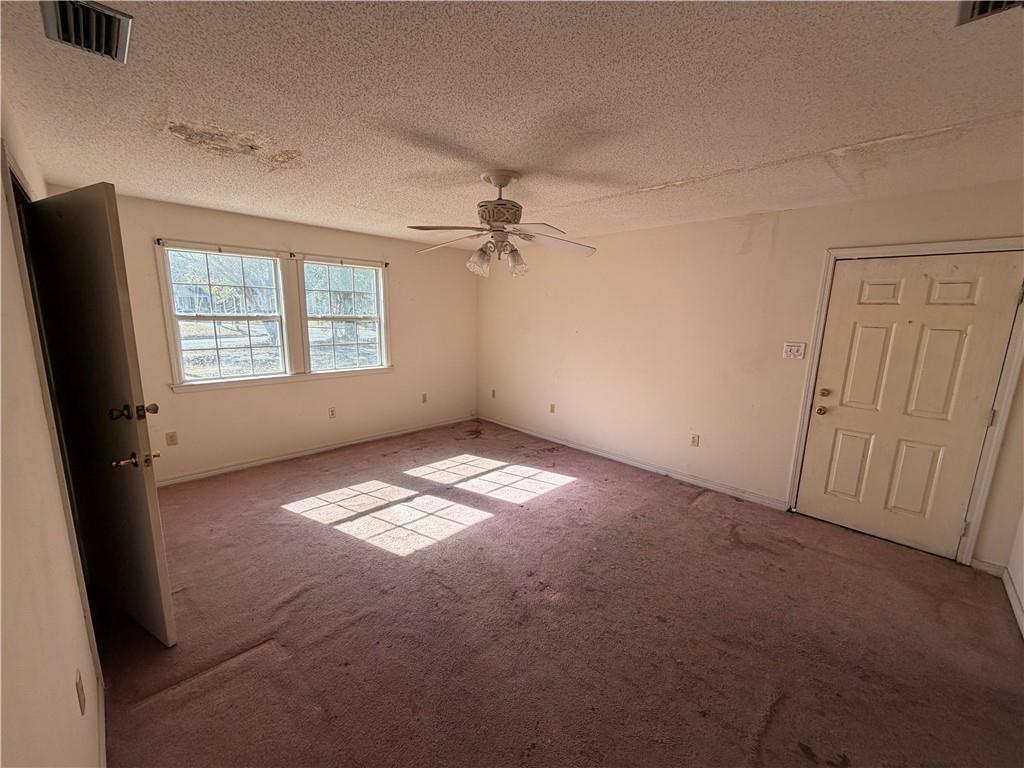 551 E Downing Street