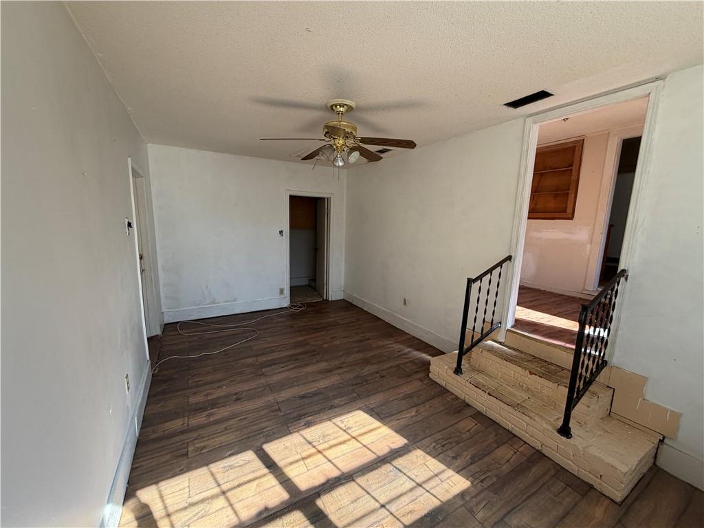 551 E Downing Street