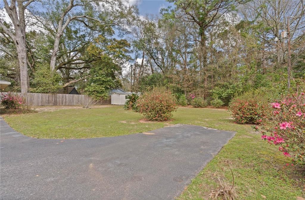 2251 Hillcrest Road
