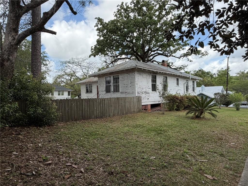 302 6th Street