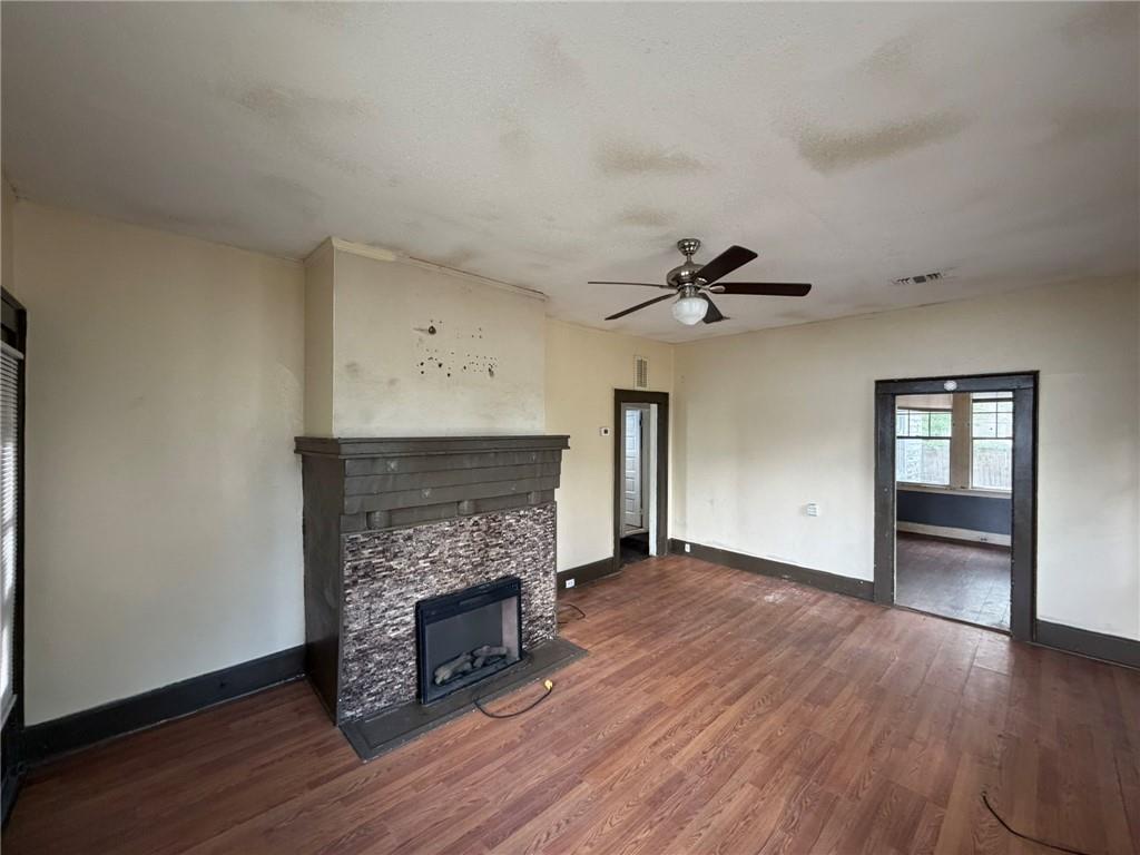 302 6th Street