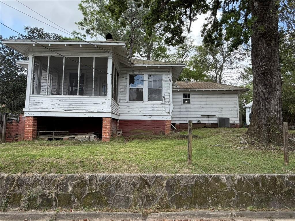302 6th Street