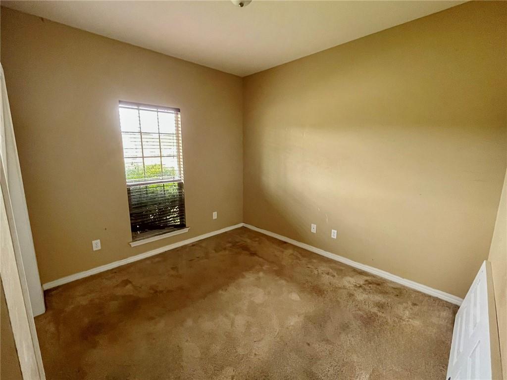 4925 Catahoula Drive