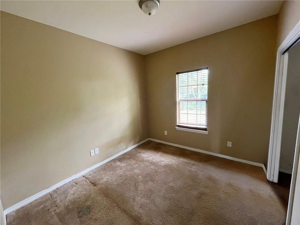 4925 Catahoula Drive