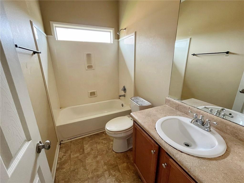 4925 Catahoula Drive