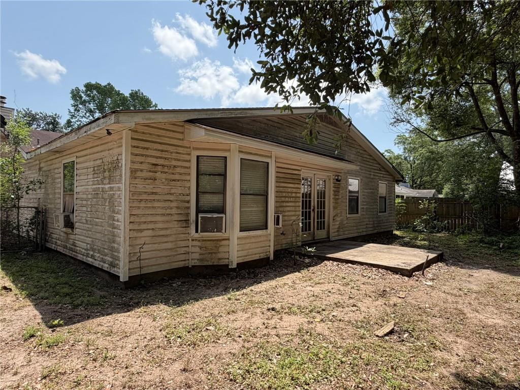 5550 Plantation Oaks Drive