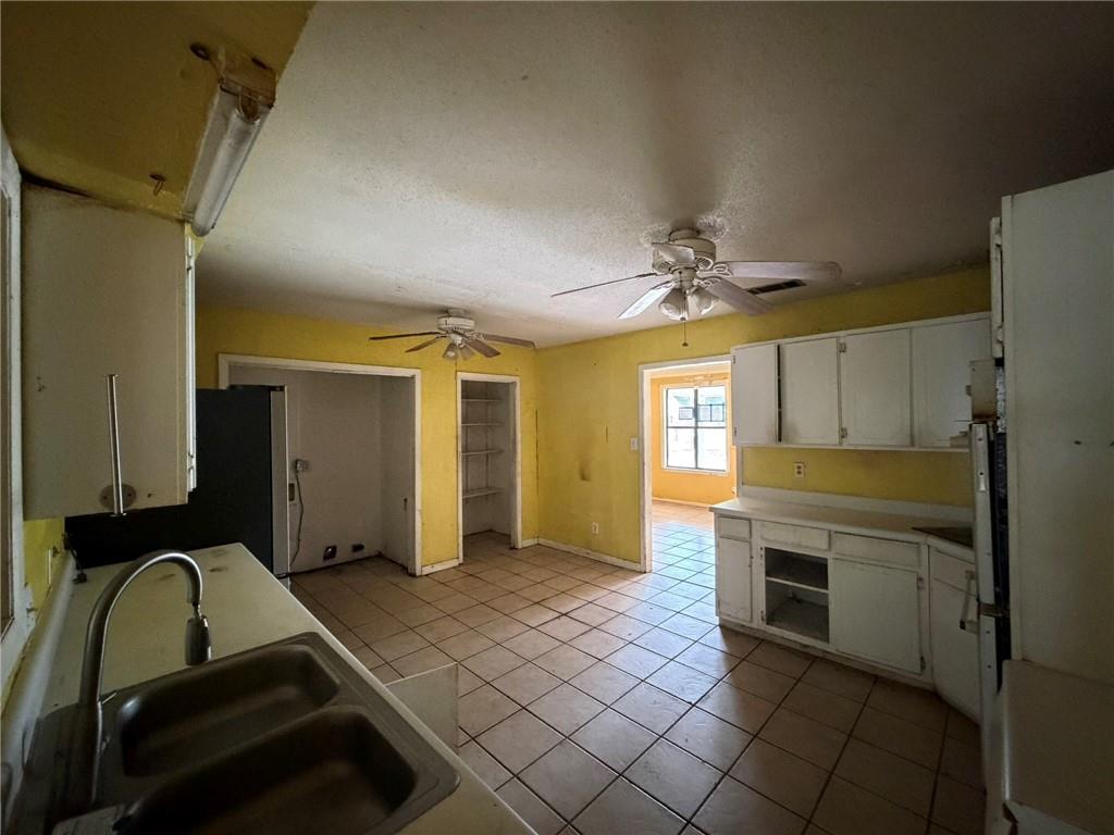 5550 Plantation Oaks Drive