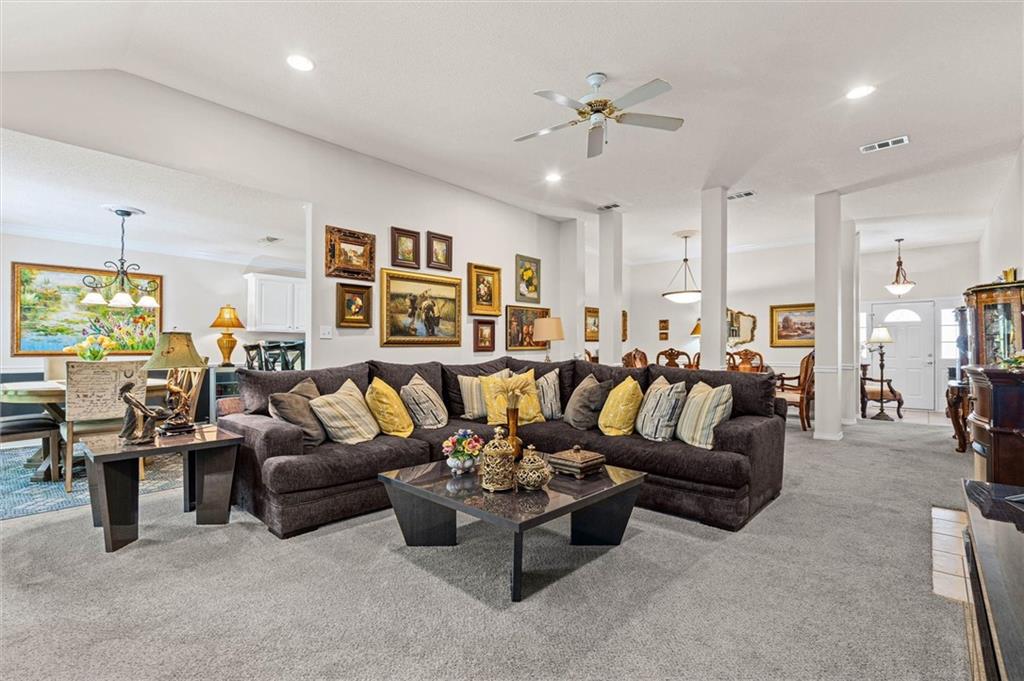 7086 Crown Pointe Drive