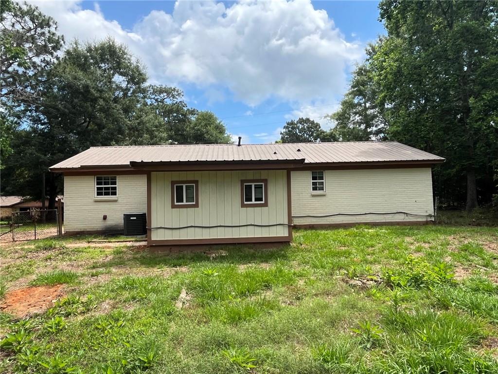 3002 Cottage Knoll Drive