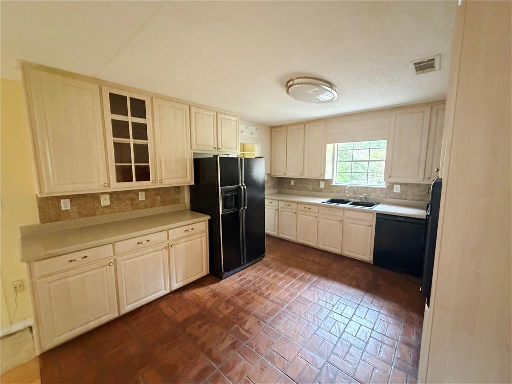 3505 Shadowwood Court