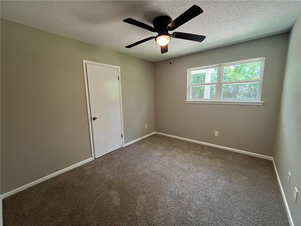 914 Joaneen Drive
