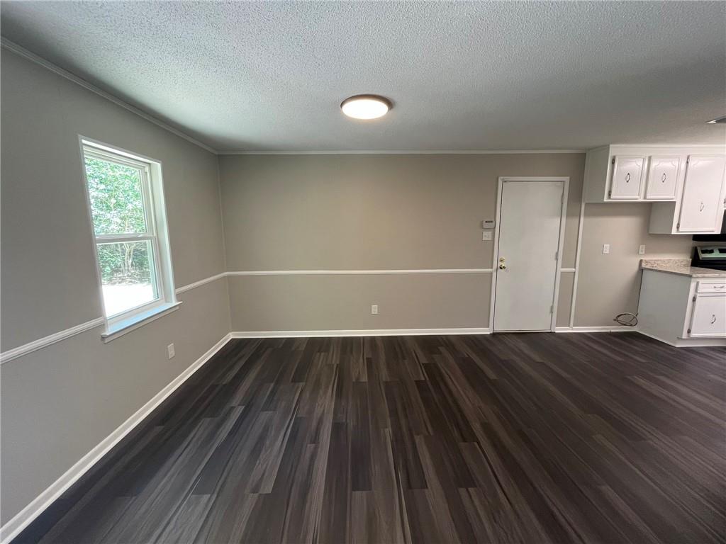 914 Joaneen Drive