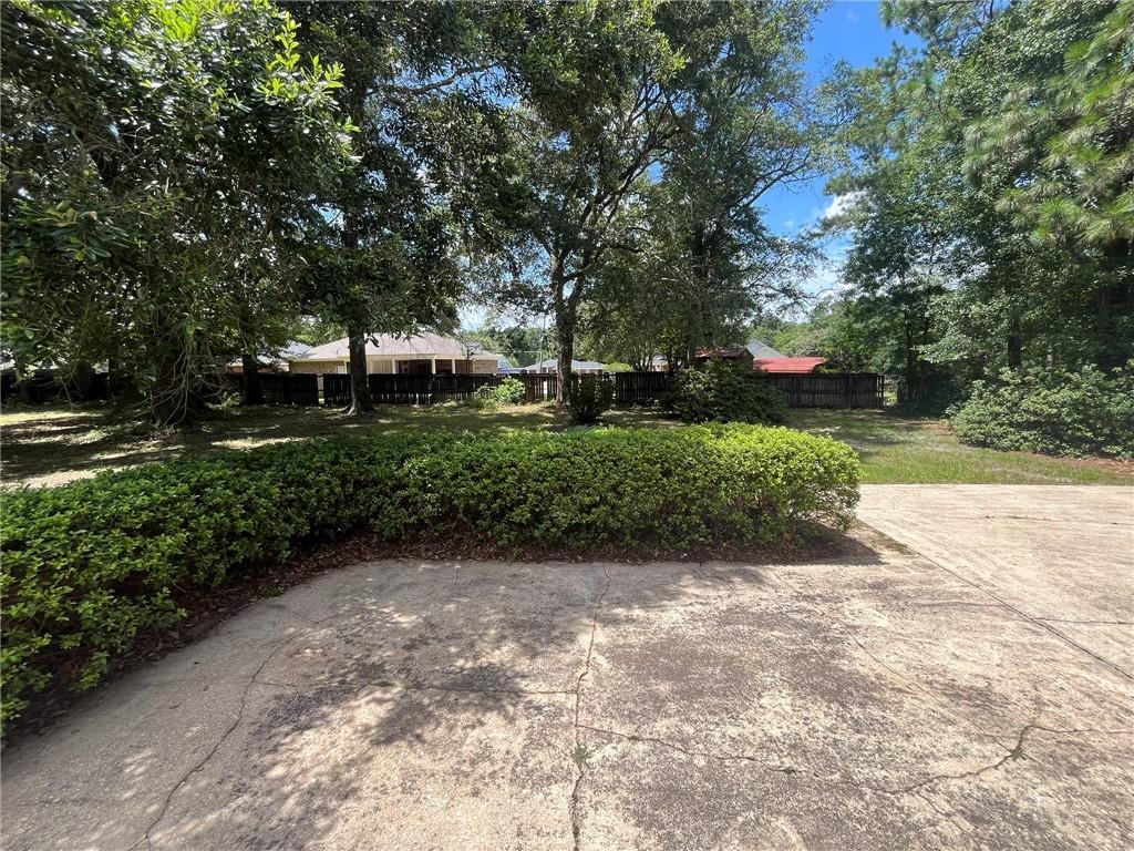 914 Joaneen Drive